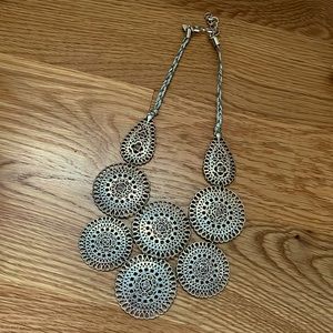 Stella and Dot Medina Necklace EUC